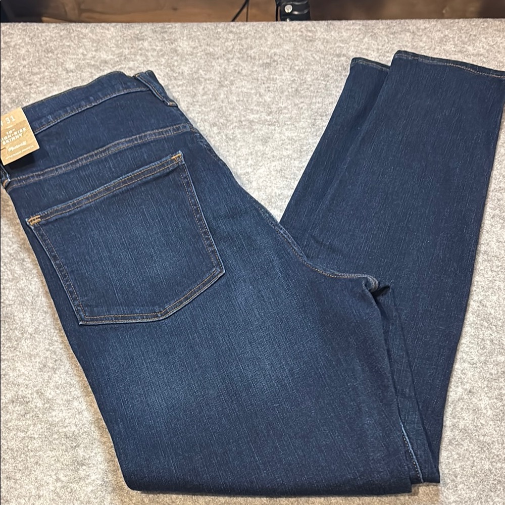 🔥 **Ultimate Style: Madewell 10" High-Rise Skinny Jeans** 🔥 - Picture 4 of 11